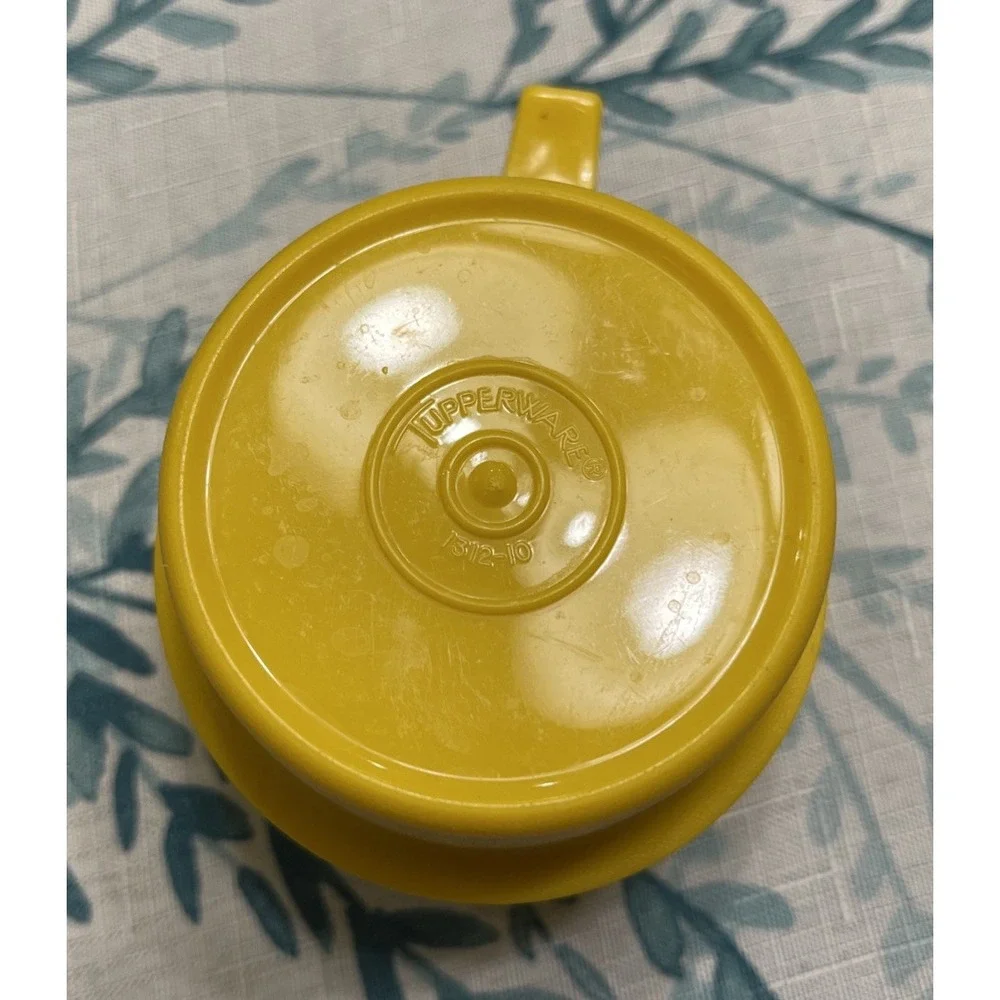 Vintage Tupperware‎ 1312-10 Stacking  Yellow Mug W/Brown Lid Coaster 1313-4